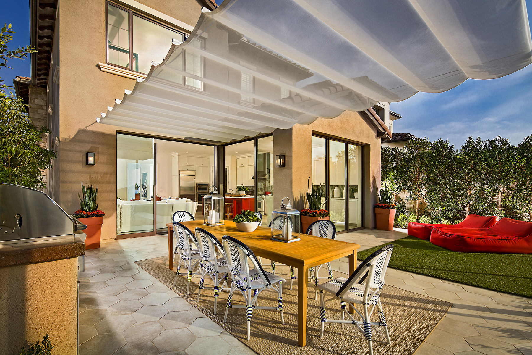 Exterior Backyard Residence 2X Como