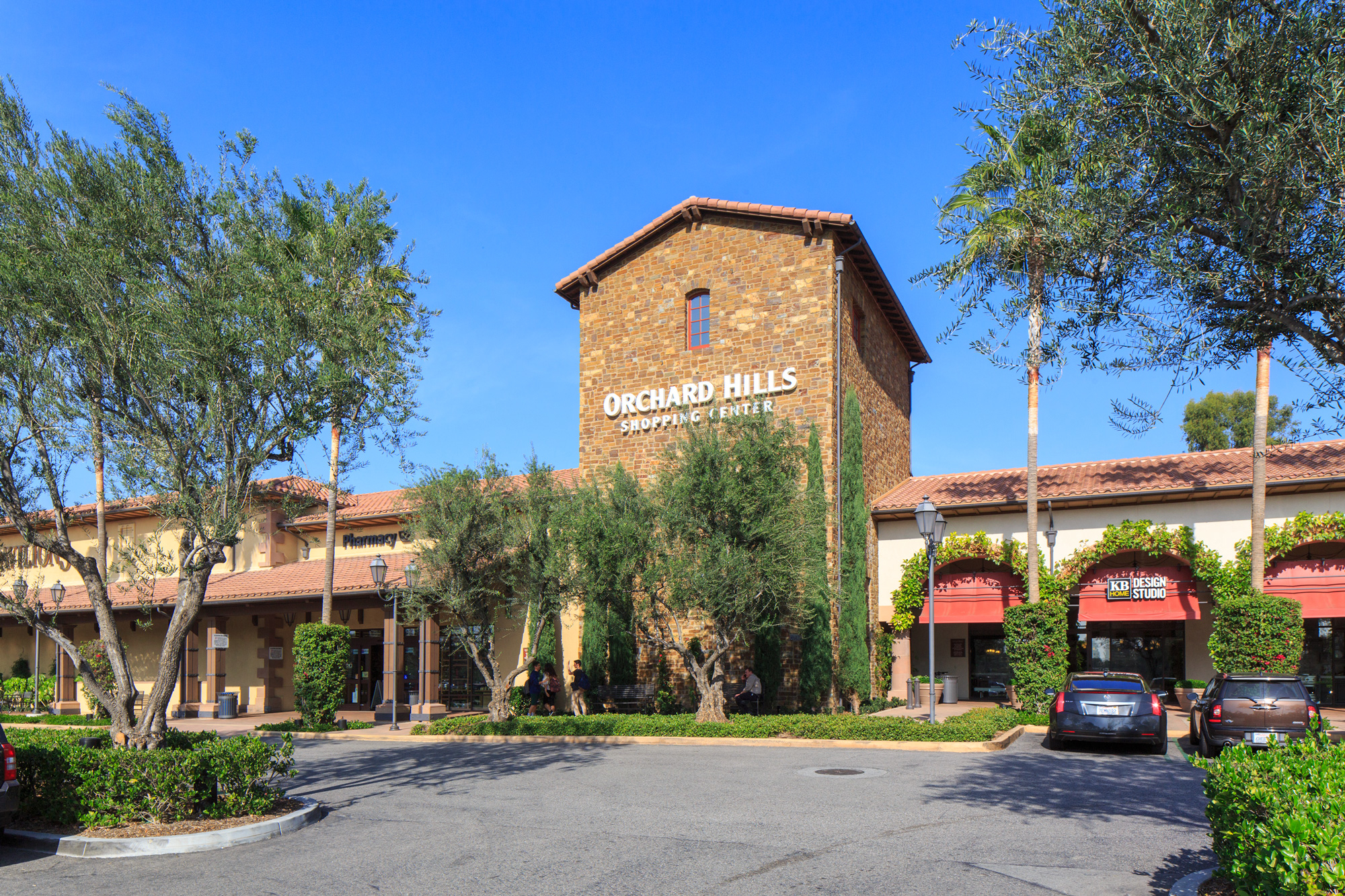 Orchard Hills Shopping Center