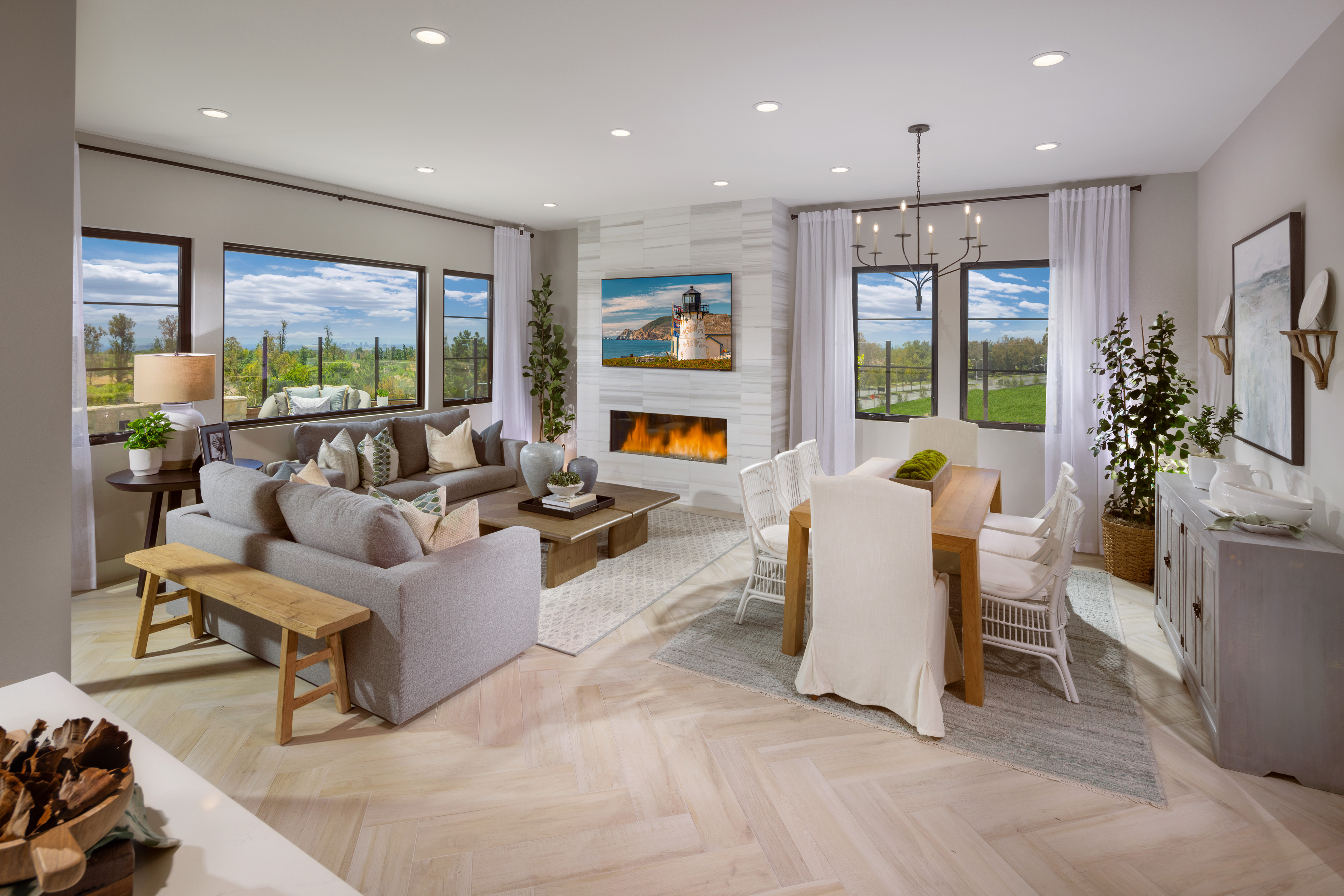 Great Room to Dining