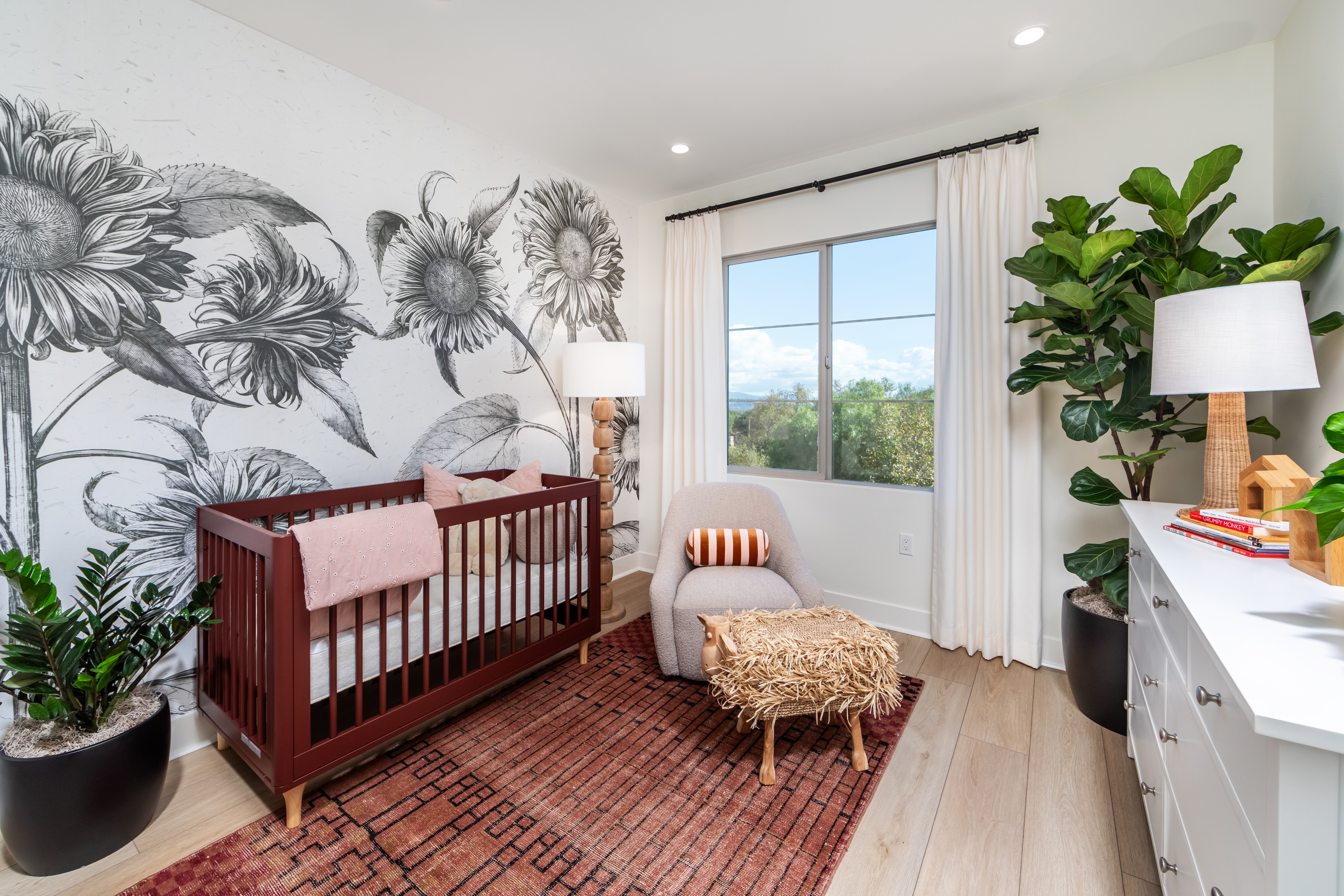 Residence 2 - Secondary Bedroom